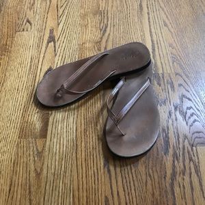 Clark’s leather flip flops